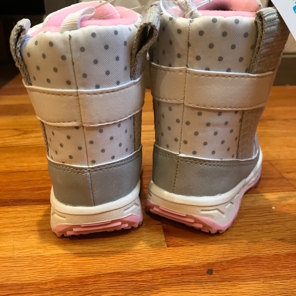Toddler boots - Picture 2 of 3
